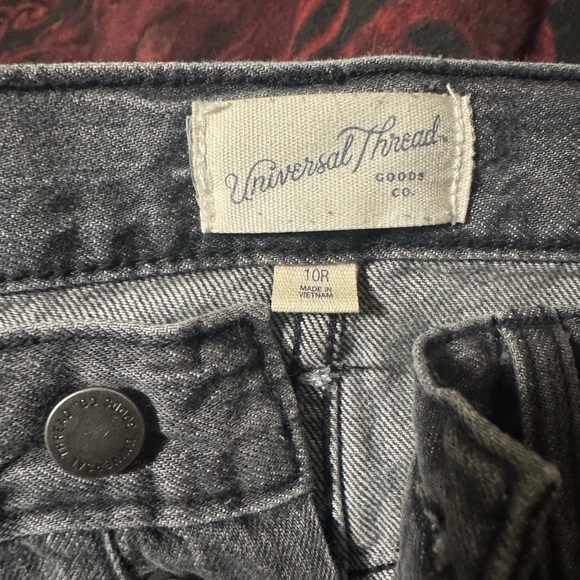 Universal Thread Gray Flare Wide Leg Jeans - Picture 4 of 11